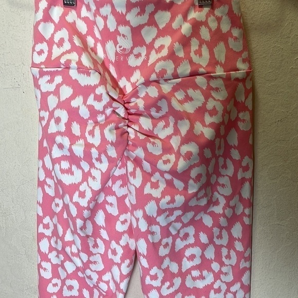 Ryderwear Instinct Scrunch Bum Leggings Pink Leopard Size Small - Picture 8 of 11